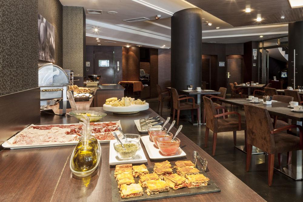 Ac Hotel Carlton Madrid By Marriott Exterior foto