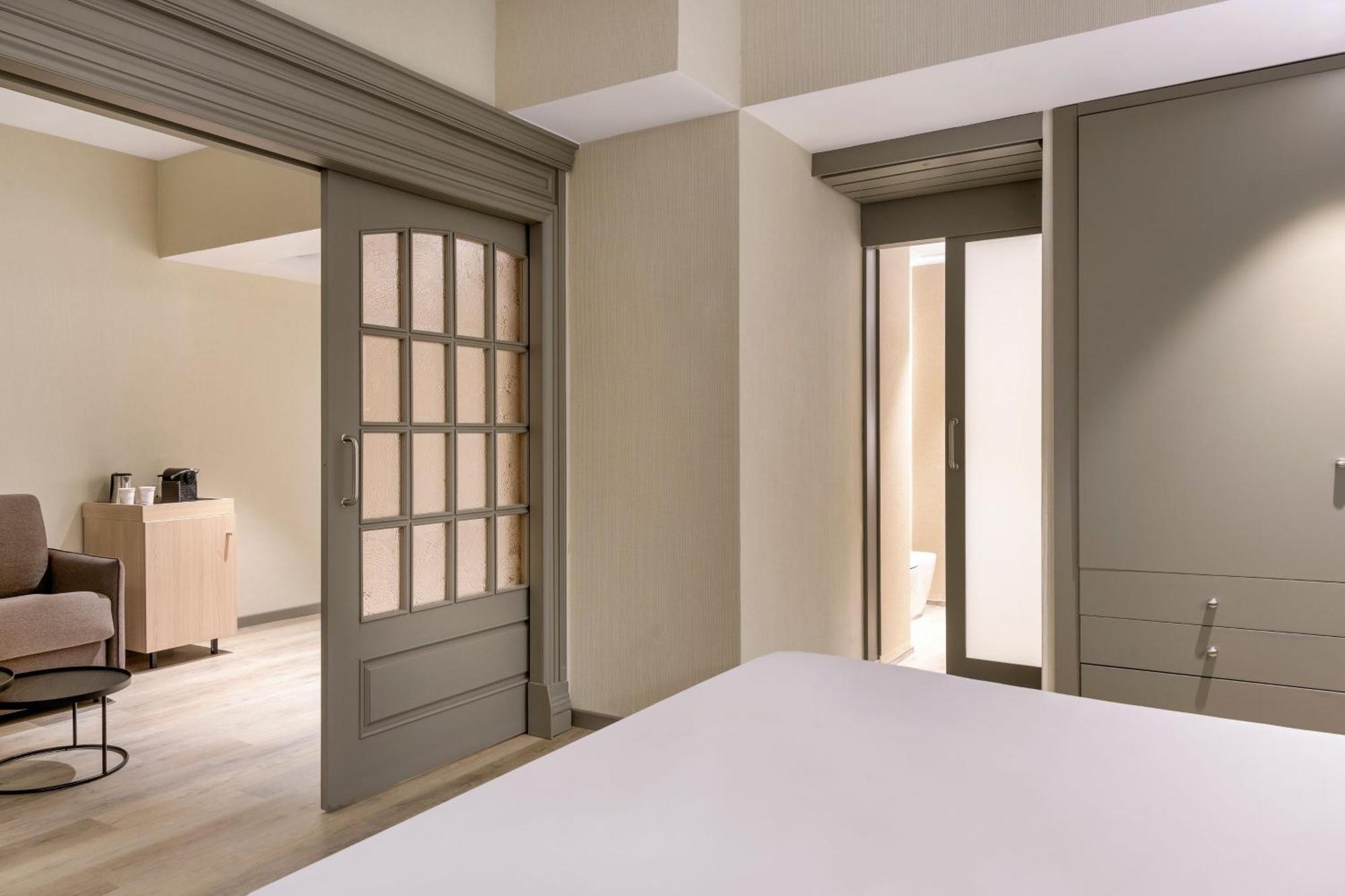 Ac Hotel Carlton Madrid By Marriott Exterior foto